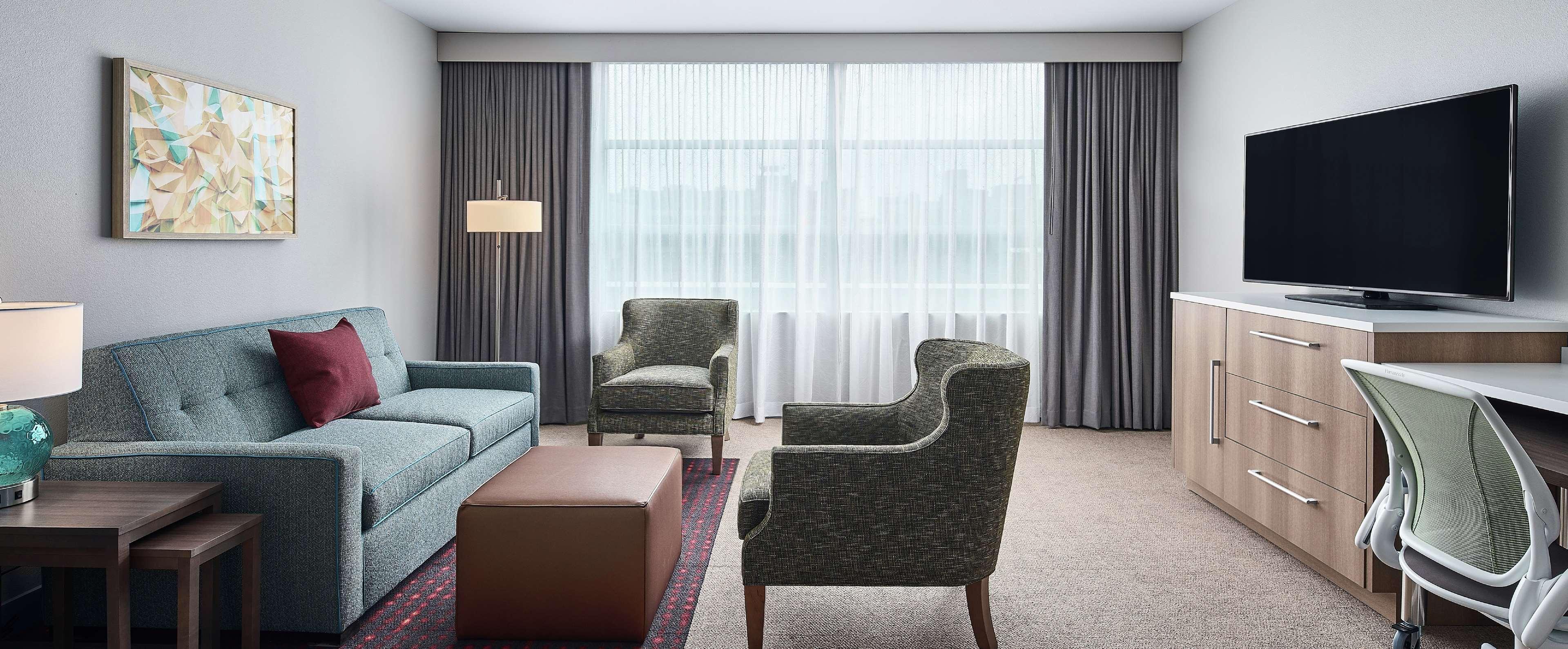 Home2 Suites By Hilton Chicago Mccormick Place Exterior photo