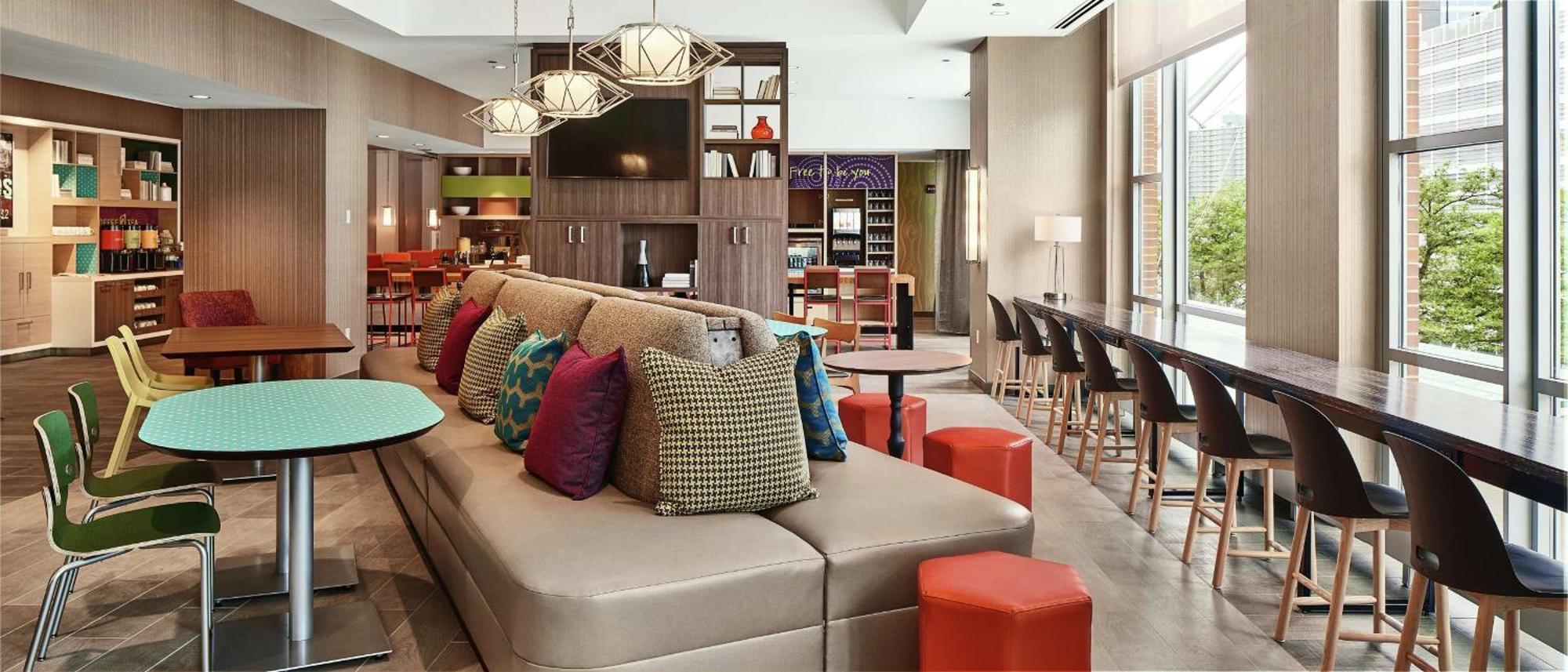 Home2 Suites By Hilton Chicago Mccormick Place Exterior photo